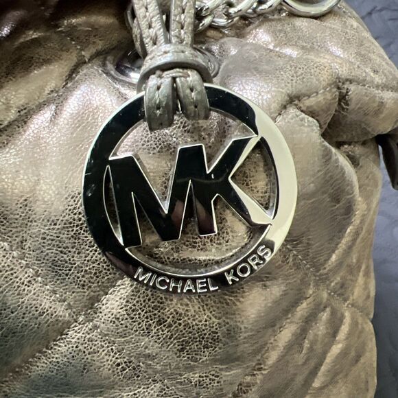 Michael Kors Quilted Lamb Leather Shoulder Handbag Gold Lame 2 Way Chain Strap - Picture 9 of 15